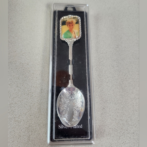 Vintage Princess Diana Silver Plated Collector's Spoon with Case **NEW - Picture 2 of 11